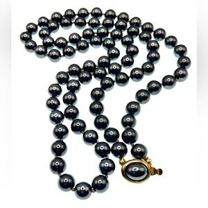 Vintage Signed Carolee Black Gunmetal Gray Faux Pearl Knotted Classic Necklace